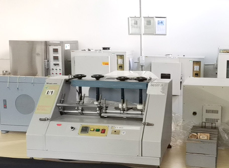 {振揚實業是拖鞋廠家、拖鞋加工(gōng)廠、拖鞋代工(gōng)廠、高端拖鞋定制、人字拖加工(gōng)廠、定制拖鞋工(gōng)廠、品牌拖鞋代工(gōng)廠、涼鞋代工(gōng)廠、沙灘拖鞋廠家、涼鞋廠家，40多(duō)年沉澱，精(jīng)益求精(jīng)。}